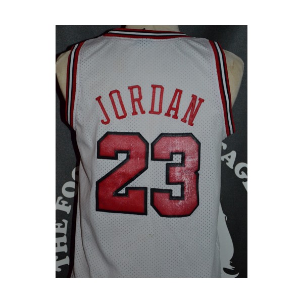 taille maillot de basket jordan