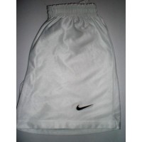 Short NIKE blanc taille S